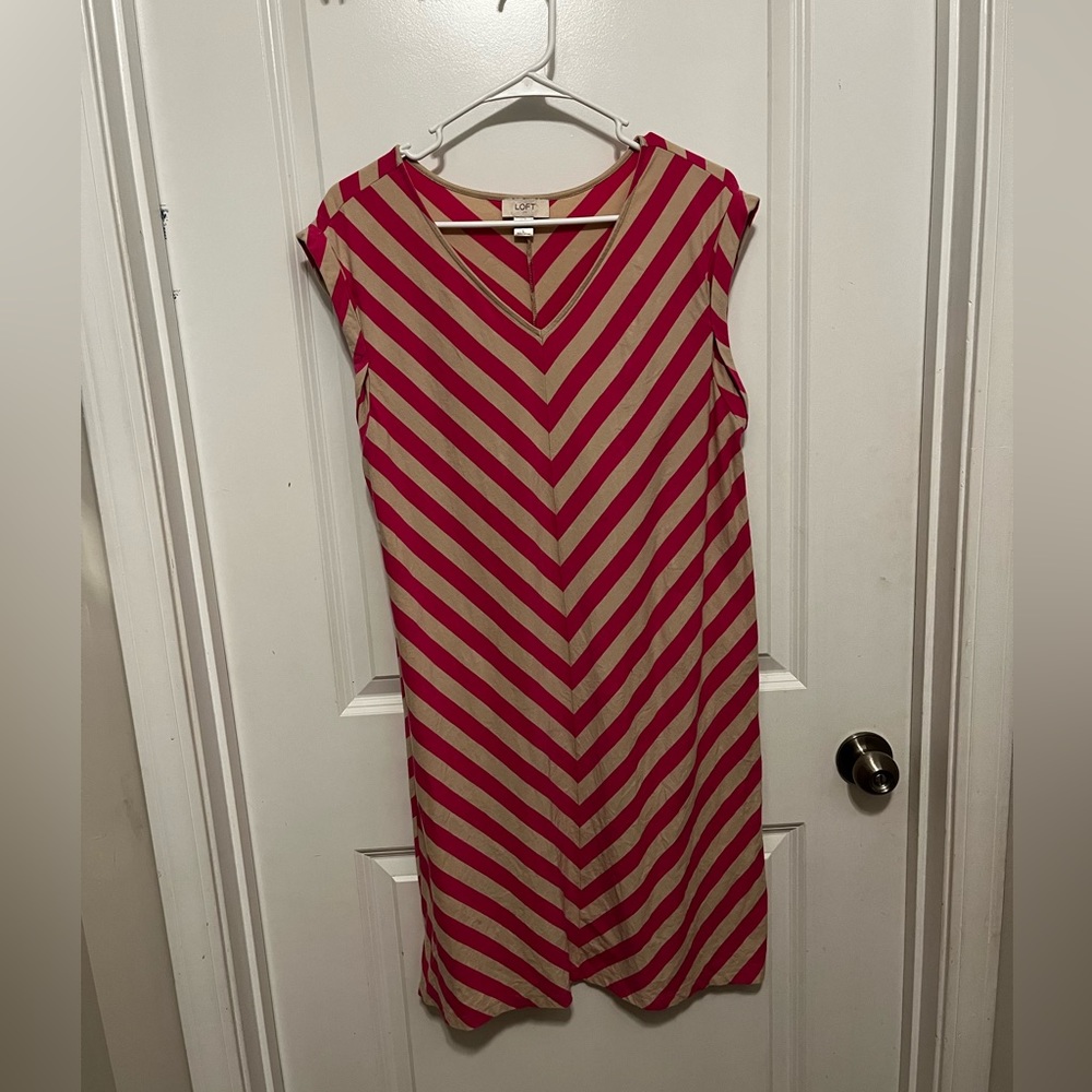 Loft dress in Pink Gently used- Pink- Large